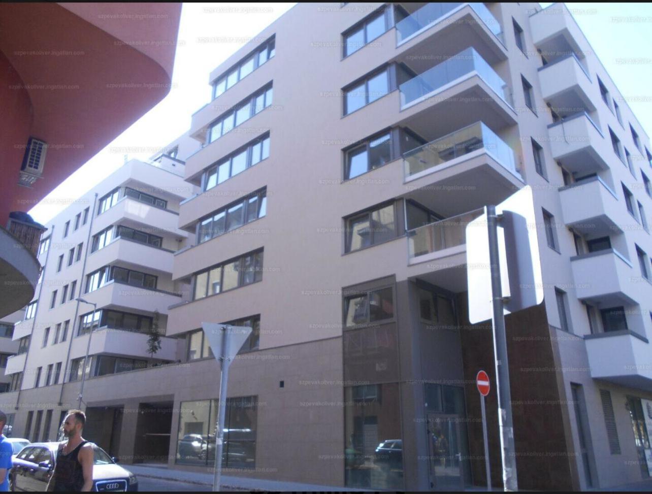 Koris Pool Apartments Budapesta Exterior foto